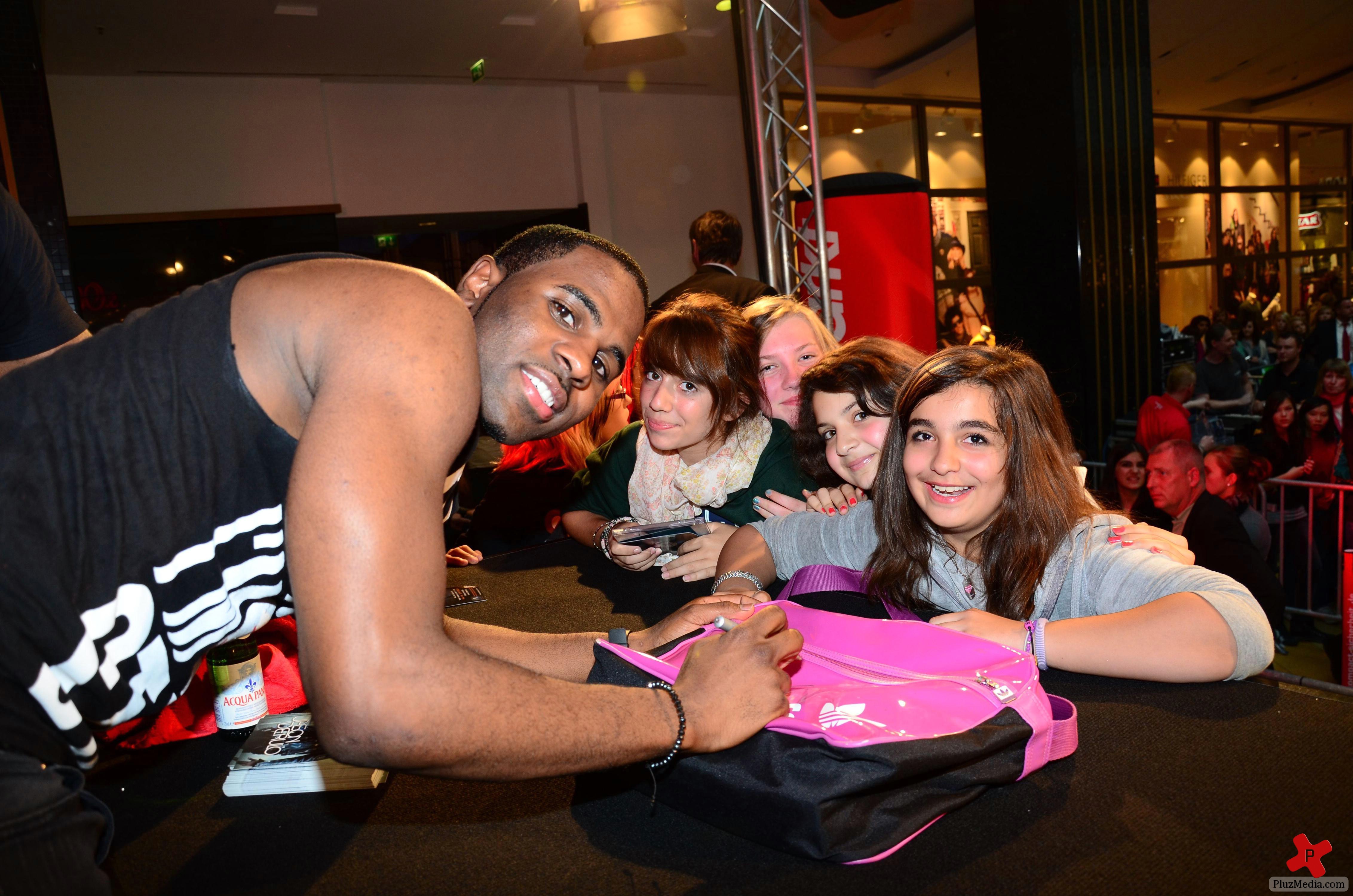 Jason Derulo performing live at Alexa mall photos | Picture 79688